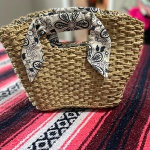 Liz Claiborne Clutch Bag With Floral Scarf